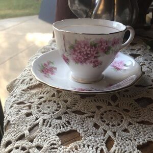 Colclough tea cup and saucer fine bone china